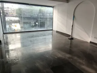 Gewerbefläche zur Miete mit 1 Zimmer in Watthana, Bangkok