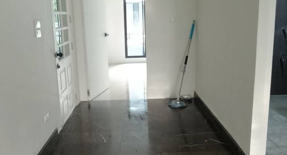 For rent 1 bed retail Space in Watthana, Bangkok