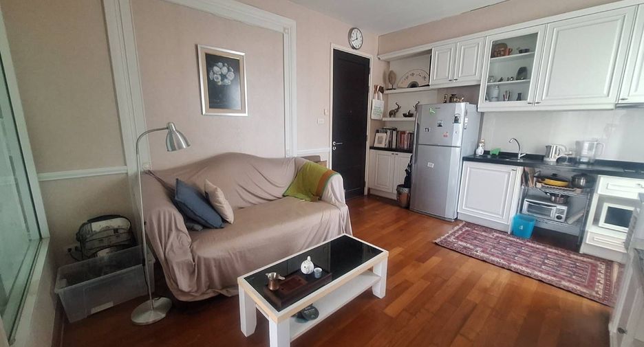 For rent 1 bed condo in Sathon, Bangkok