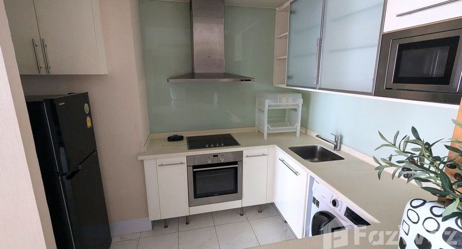 For rent 2 bedrooms condo in Sathon, Bangkok