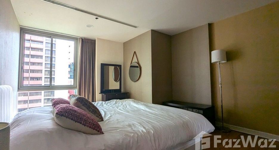 For rent 2 bedrooms condo in Sathon, Bangkok
