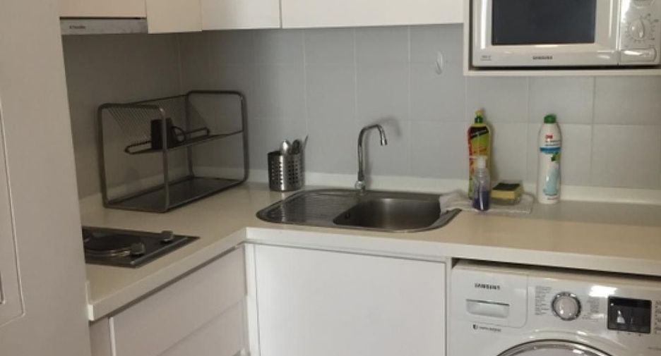 Condo en alquiler de 2 habitaciones en Bang Na, Bangkok