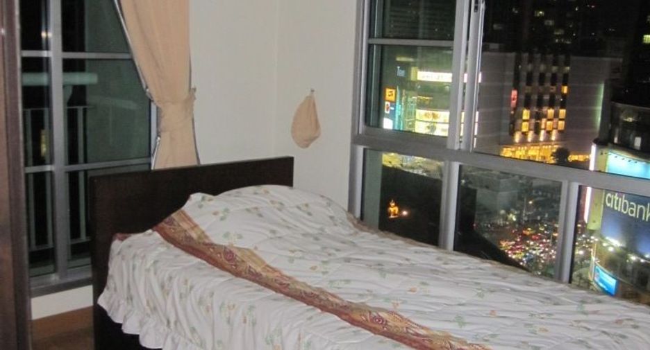 For rent 2 bedrooms condo in Khlong Toei, Bangkok