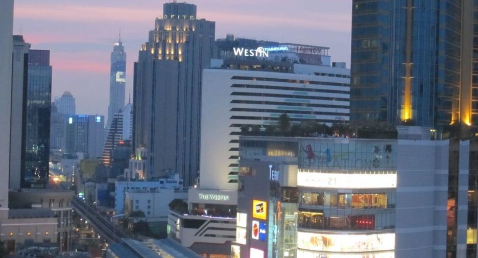 For rent 2 bedrooms condo in Khlong Toei, Bangkok