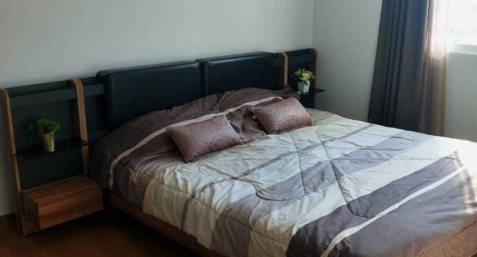 For rent 1 bed condo in Huai Khwang, Bangkok