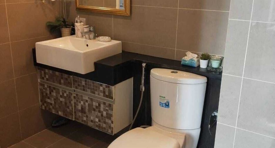 For rent 1 bed condo in Huai Khwang, Bangkok