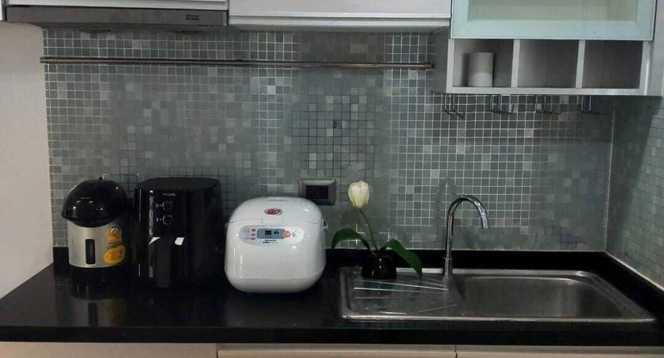For rent 1 bed condo in Huai Khwang, Bangkok