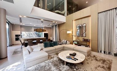 For rent 5 bedrooms house in Huai Khwang, Bangkok
