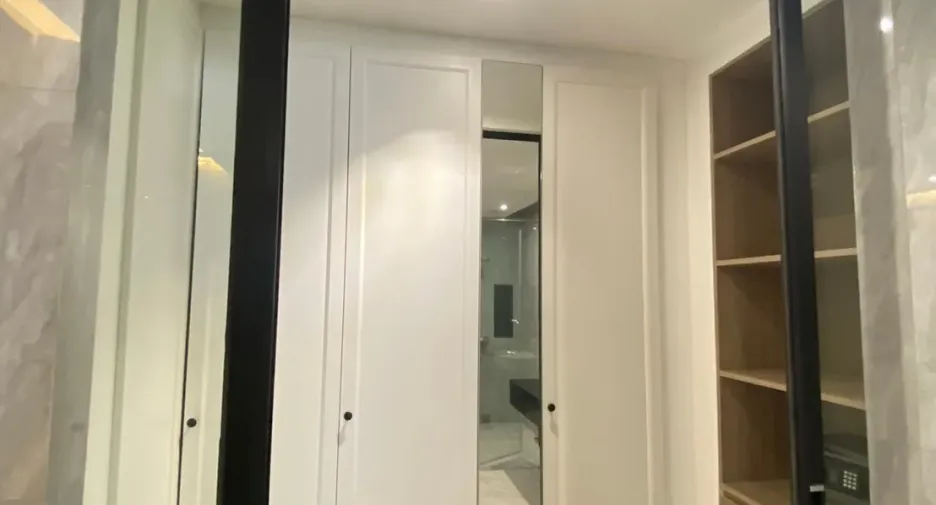 For rent 3 bedrooms apartment in Watthana, Bangkok