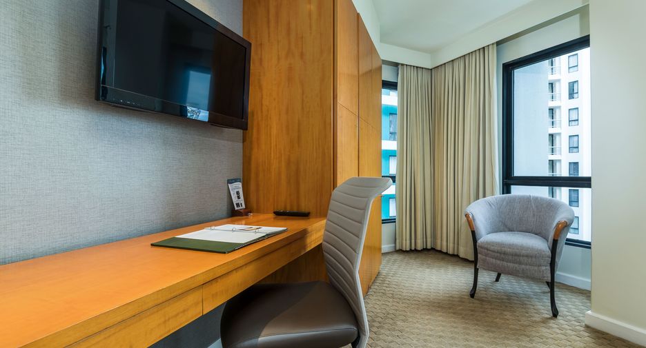 For rent 1 bed condo in Yan Nawa, Bangkok