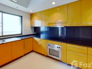 À louer 3 chambres appartement à Watthana, Bangkok