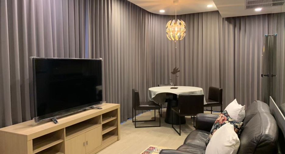 For rent 2 bedrooms condo in Bang Rak, Bangkok