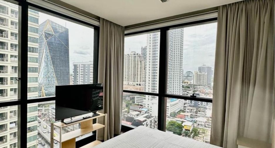 À louer 2 chambres condo à Pathum Wan, Bangkok