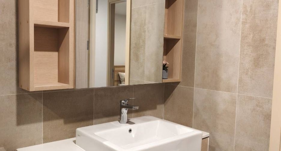 For rent 1 bed condo in Yan Nawa, Bangkok