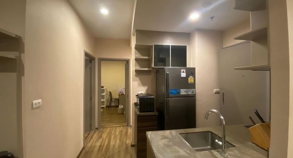 For rent 2 bedrooms condo in Khlong San, Bangkok