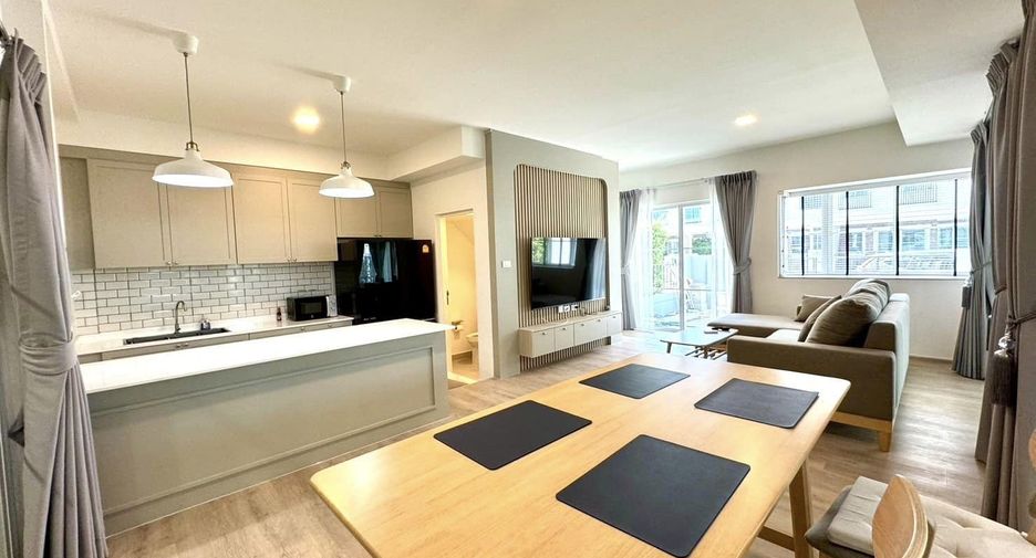 For rent 3 ベッドルーム house in Prawet, Bangkok
