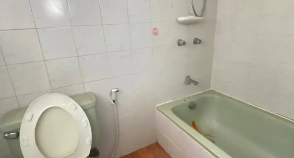 For rent 1 bed condo in Phra Khanong, Bangkok