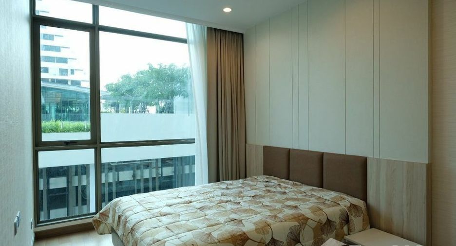 For rent 2 bedrooms condo in Watthana, Bangkok