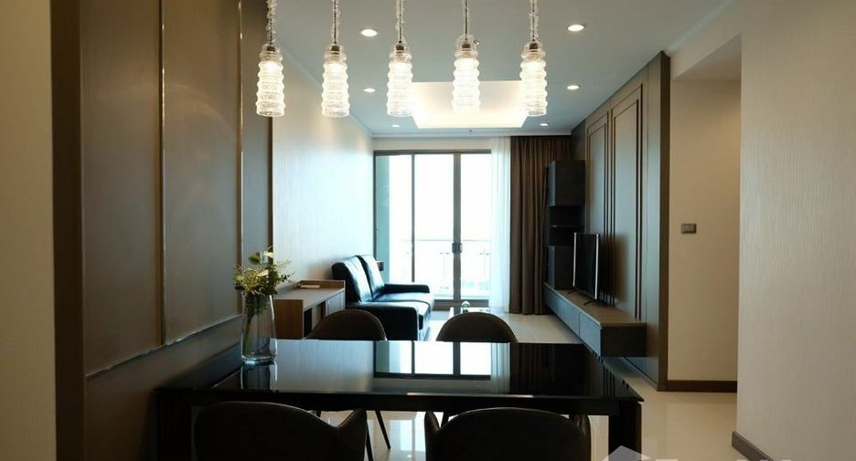 For rent 2 bedrooms condo in Watthana, Bangkok