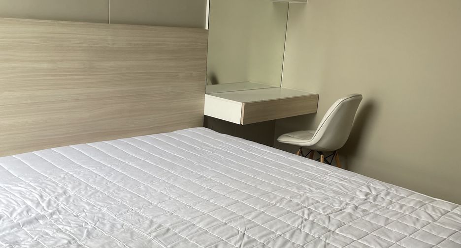 For rent 2 bedrooms apartment in Khlong Toei, Bangkok