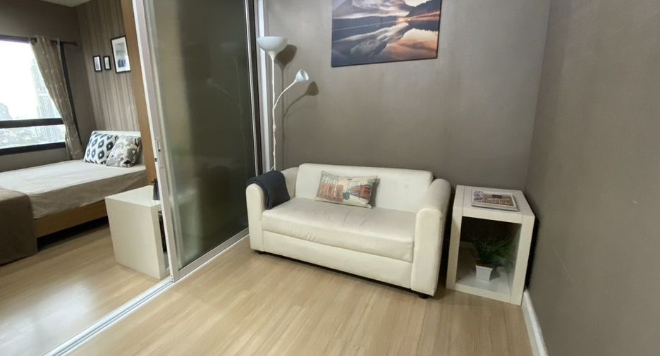 For rent studio condo in Sathon, Bangkok