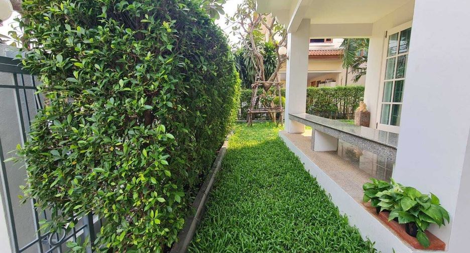 For rent 3 bedrooms house in Bang Phli, Samut Prakan