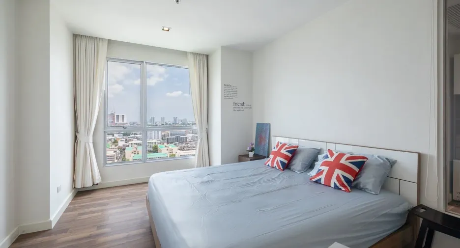For rent 1 bed condo in Thon Buri, Bangkok