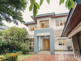 For rent 4 bedrooms house in Lat Phrao, Bangkok