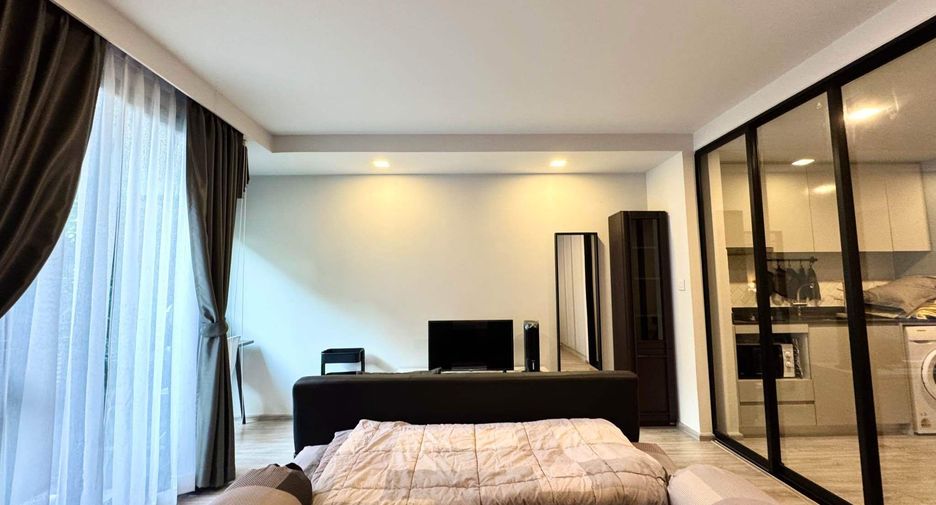 For rent 1 bed condo in Pathum Wan, Bangkok