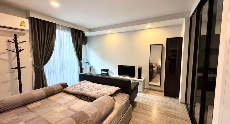 For rent 1 bed condo in Pathum Wan, Bangkok