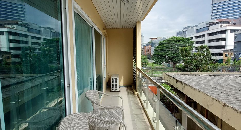 For rent 1 bed apartment in Khlong Toei, Bangkok
