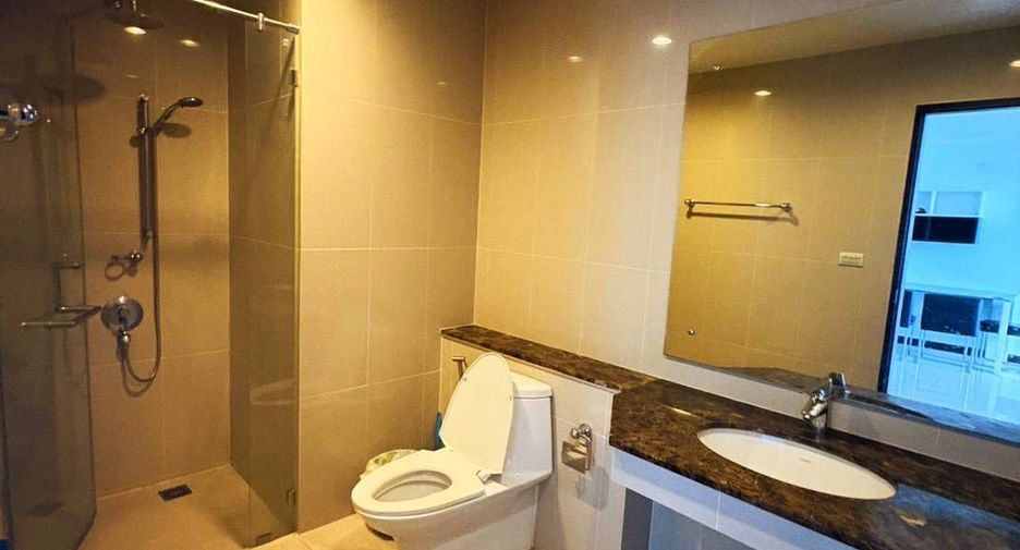 Wohnung zur Miete mit 2 Zimmer in Watthana, Bangkok