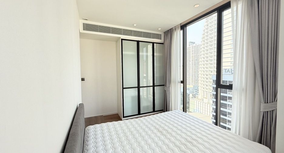 For rent 2 bedrooms condo in Khlong Toei, Bangkok