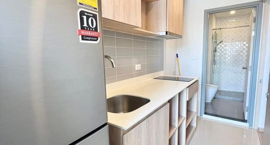 Wohnung zur Miete mit 1 Zimmer in Bang Phlat, Bangkok