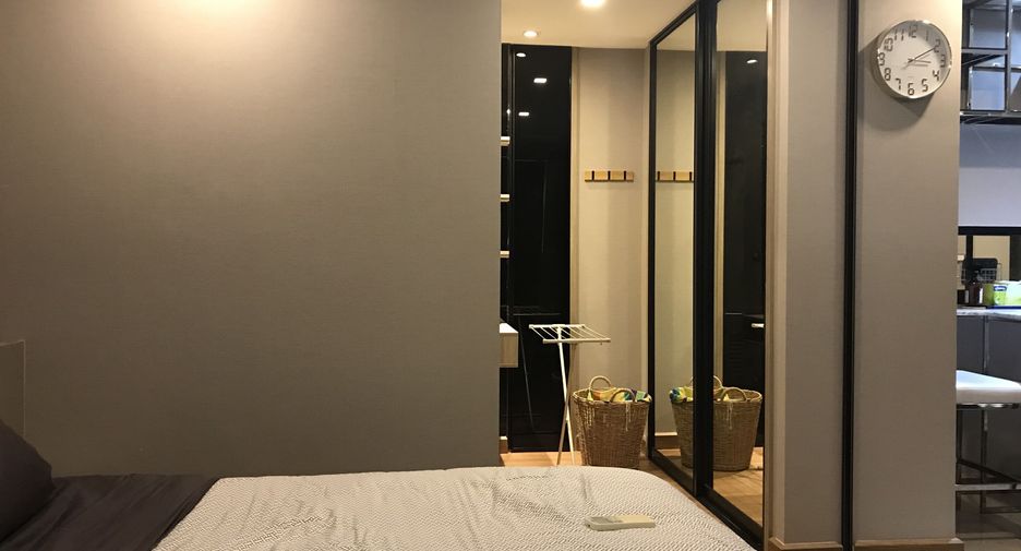 For rent 1 Beds condo in Phra Khanong, Bangkok