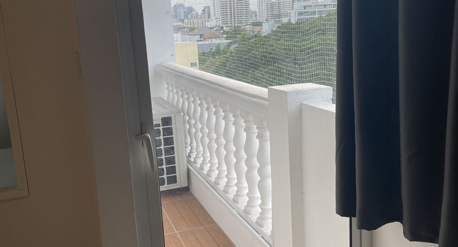 For rent 1 bed apartment in Khlong Toei, Bangkok