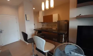 For rent 1 bed condo in Khlong San, Bangkok
