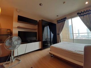 For rent 1 bed condo in Khlong San, Bangkok