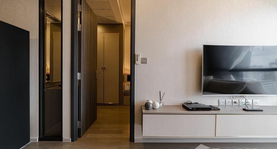 For rent 1 bed condo in Khlong Toei, Bangkok