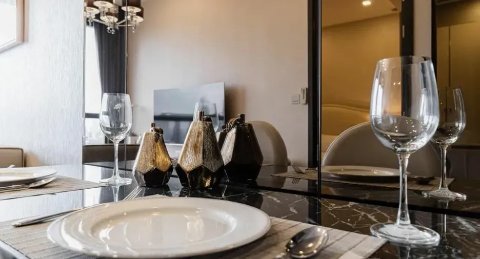 For rent 1 bed condo in Khlong Toei, Bangkok