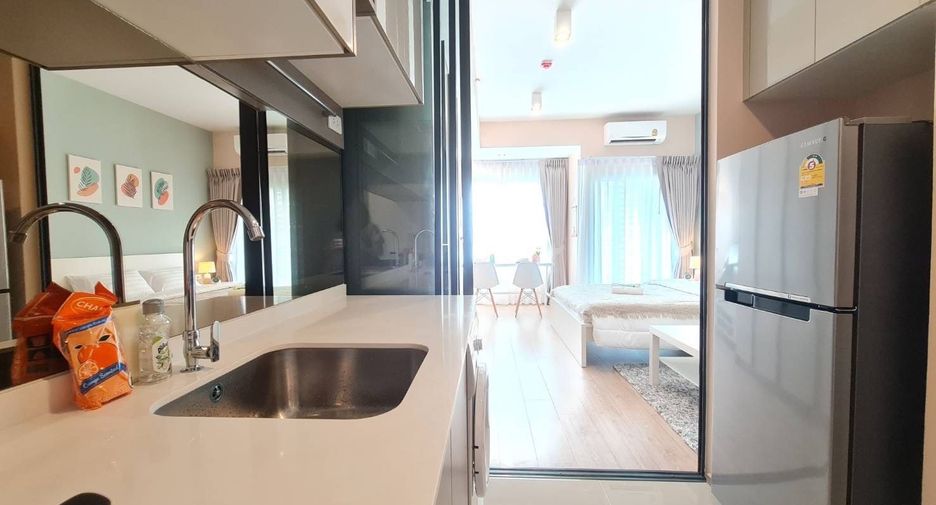 For rent studio condo in Huai Khwang, Bangkok