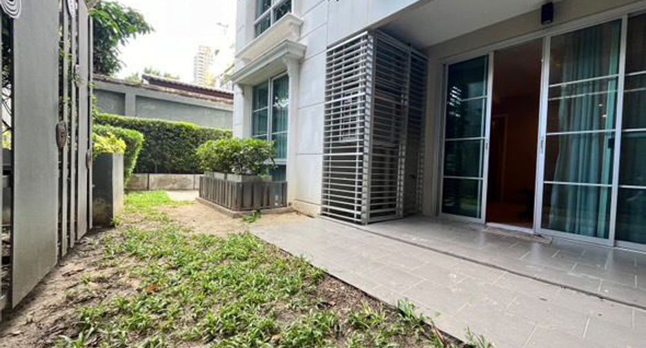 ให้เช่า 2 ห้องนอน คอนโด ใน วัฒนา, กรุงเทพฯ