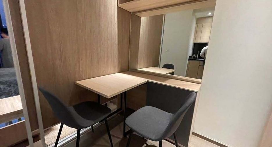 For rent studio condo in Khlong Toei, Bangkok