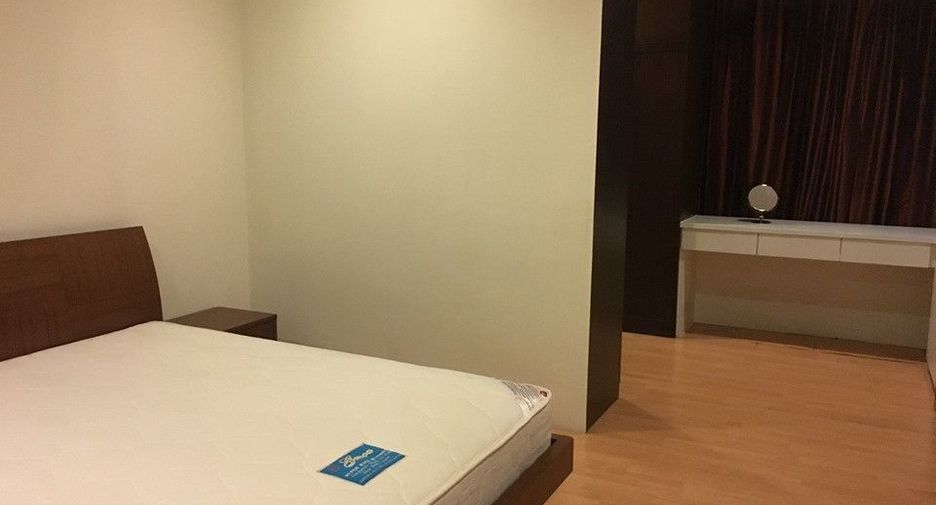 ให้เช่า 3 ห้องนอน คอนโด ใน คลองเตย, กรุงเทพฯ