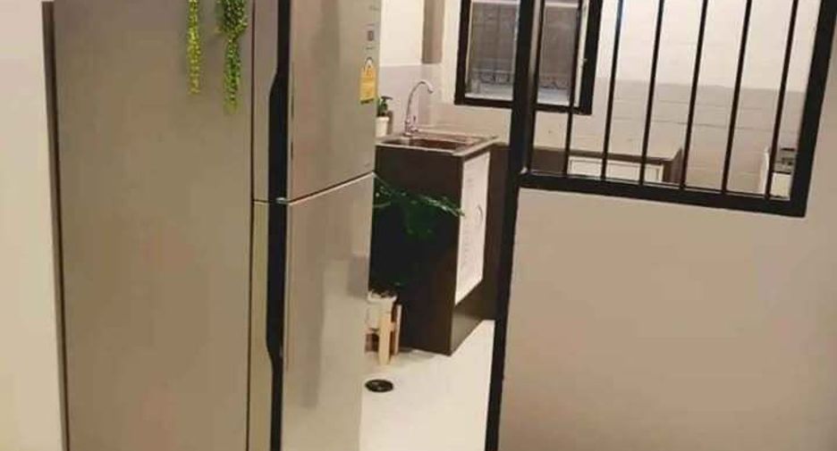 For rent 2 bedrooms townhouse in Don Mueang, Bangkok