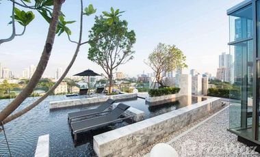 For rent 2 bedrooms condo in Watthana, Bangkok