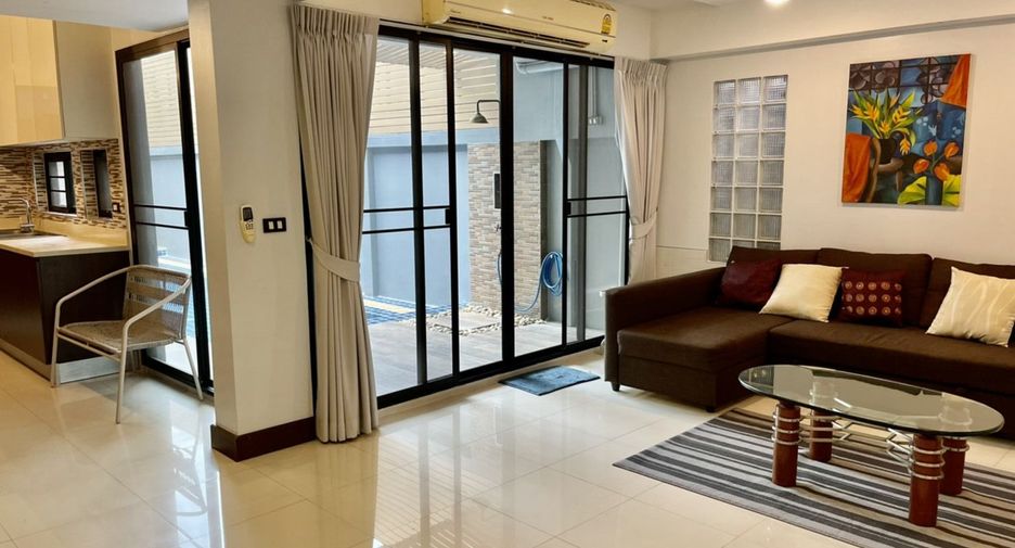 Haus zur Miete mit 5 Zimmer in Watthana, Bangkok