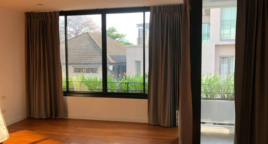 Haus zur Miete mit 5 Zimmer in Watthana, Bangkok