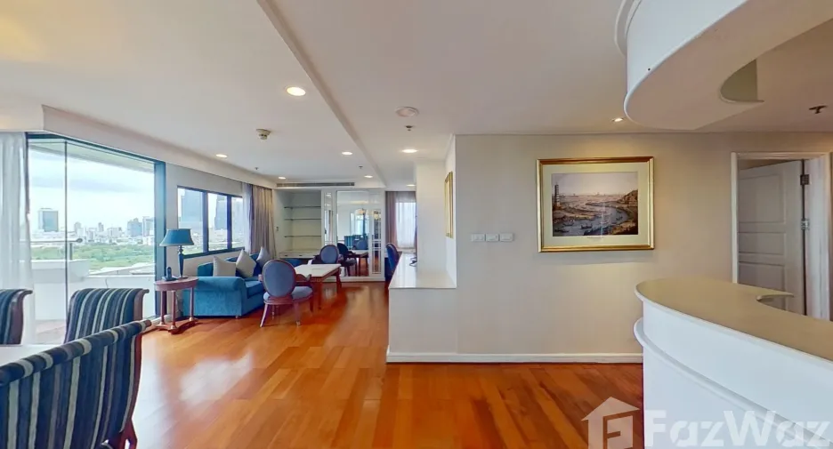 For rent 3 bedrooms apartment in Khlong Toei, Bangkok