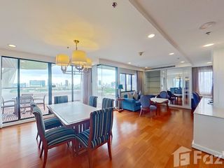 Apartamento en alquiler de 3 habitaciones en Khlong Toei, Bangkok